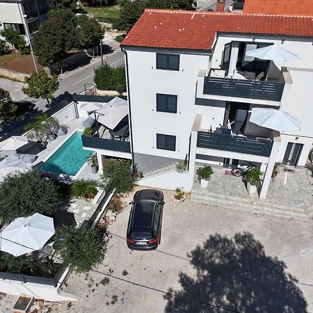 Didixi Apartments Pakostane Ngoại thất bức ảnh