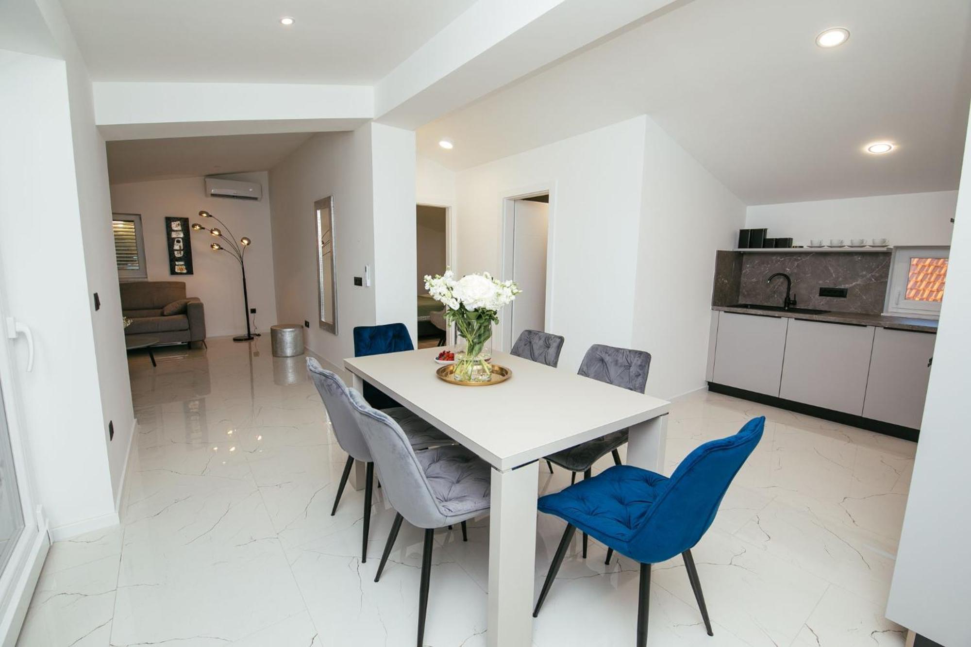 Didixi Apartments Pakostane Ngoại thất bức ảnh